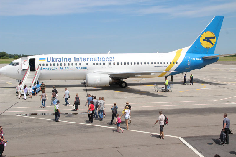 3 25 березня МАУ відкриває рейс Київ – Вінниця