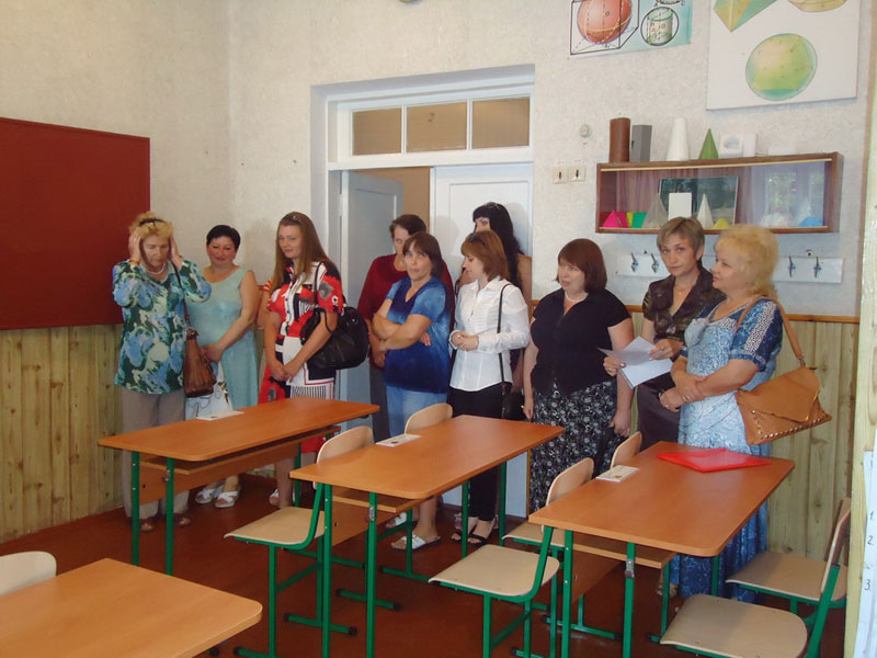 У Вінниці закриють «вечірню» школу №24… Нині її вчителі навчають 110 «зеків» із Вінницької колонії та тюрми