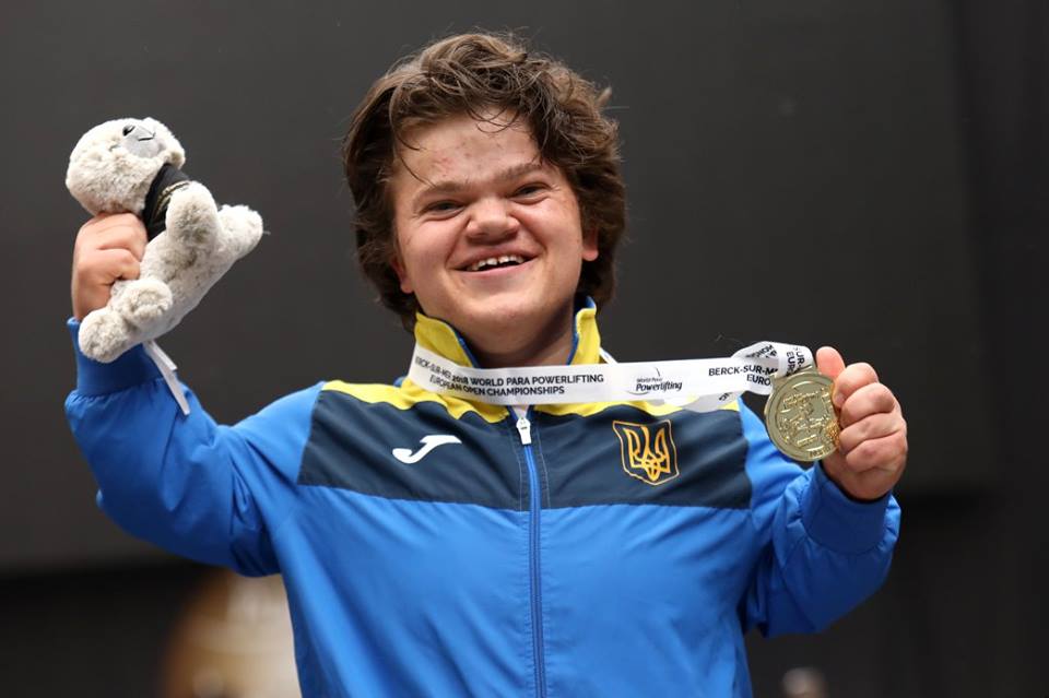 Вінничанка Мар’яна Шевчук у Франції взяла «золото» і встановила світовий рекорд на ЧЄ із пауерліфтингу