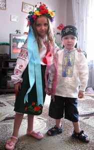 Український костюм – сімейна традиція
