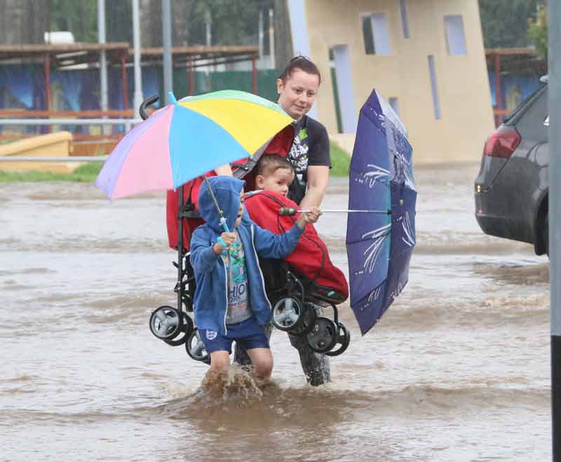 Дощ затопив вулиці Вінниці (фоторепортаж)