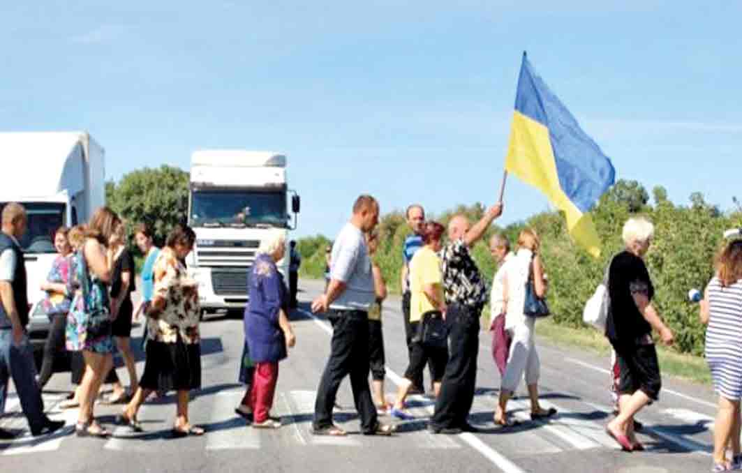 Перекрити трасу м-21 збираються жителі Писарівки