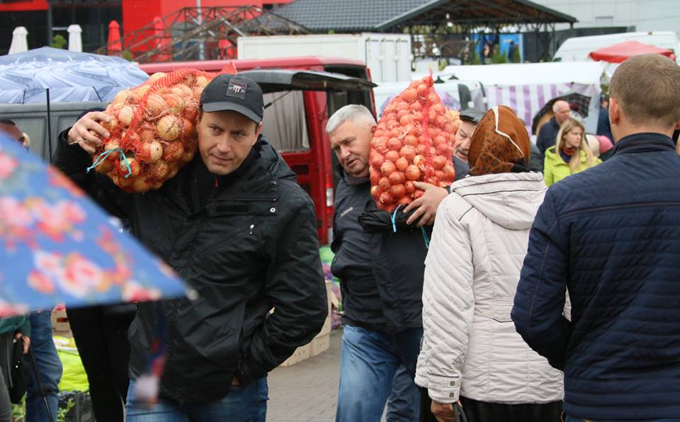 4-гривневі картопля і капуста – хіти першого Вінницького ярмарку…