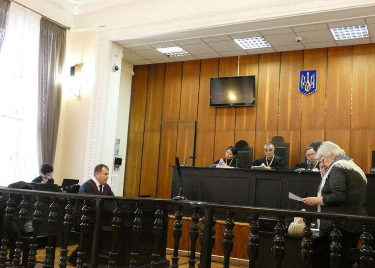 Депутат Віноблради Чорноокий лише «свідок» у справі про вимагання $4000? Його майно арештував суд