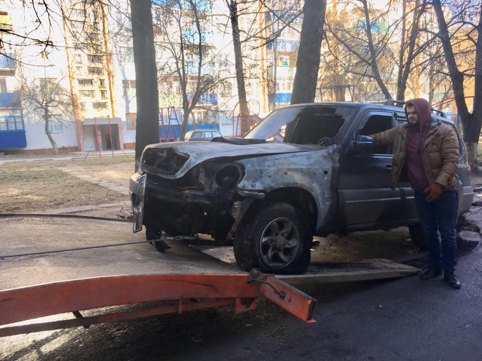 Власниці фермерського господарства з Барського району спалили два авто!