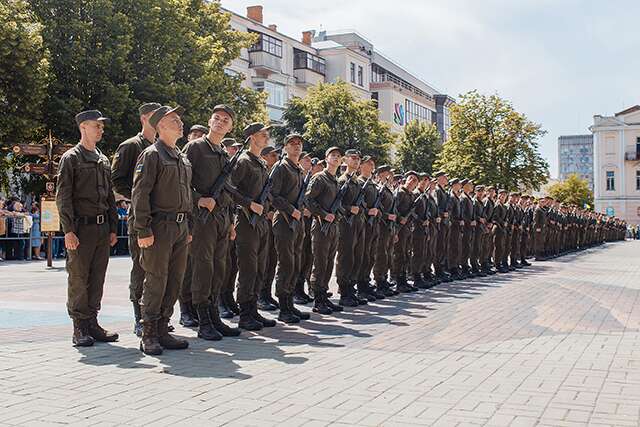 День відкритих дверей для школярів провели вінницькі нацгвардійці