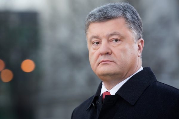 Петро Порошенко: «Ні прізвища, ні посади, ні якісь зв’язки – дружні чи родинні, не зупинять наші ефективні дії у подолання корупції»