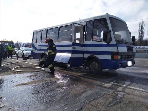 Сьогодні у Калинівці горів автобус