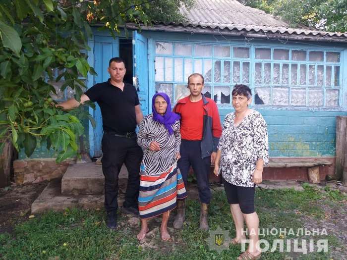 Поліцейські розшукали та повернули додому пенсіонерку