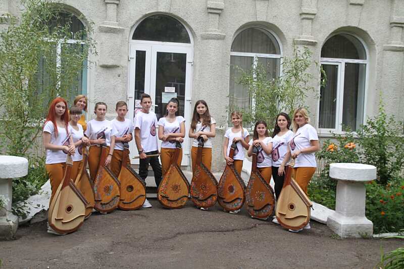Відроджуємо українське: допоможіть зібрати кошти на інструменти, реалізувати дитячі мрії юних бандуристів!
