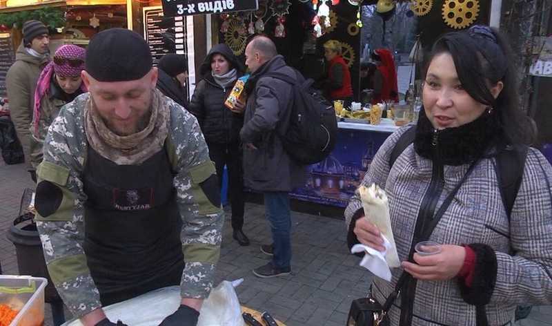 “Шаурмаугрома”: у Вінниці ветеран АТО готує смакоту