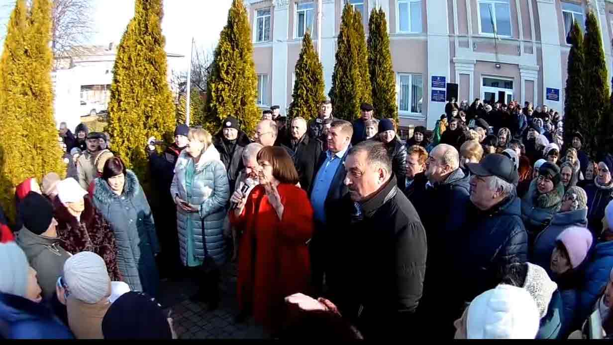 Через лікарню у Крижополі люди готові перекрити залізницю 1 лютого