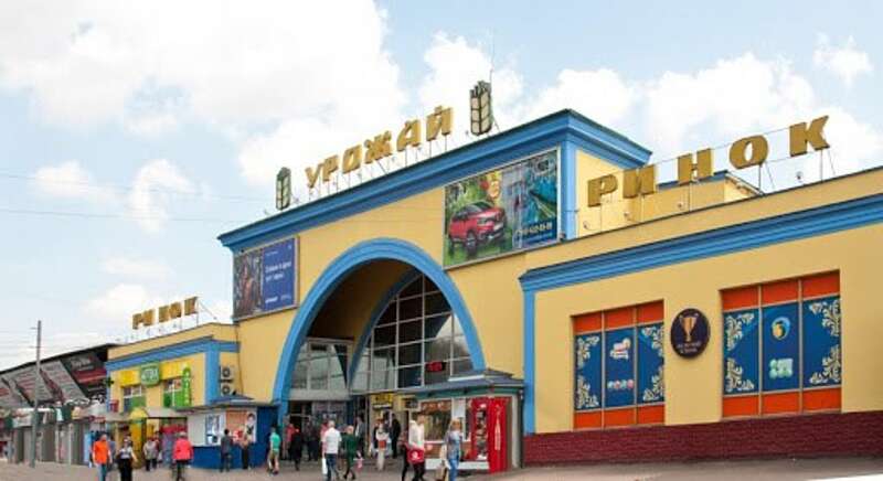 Із 10 до 14 години у Вінниці будуть працювати продуктові ринки з понеділка (відео)