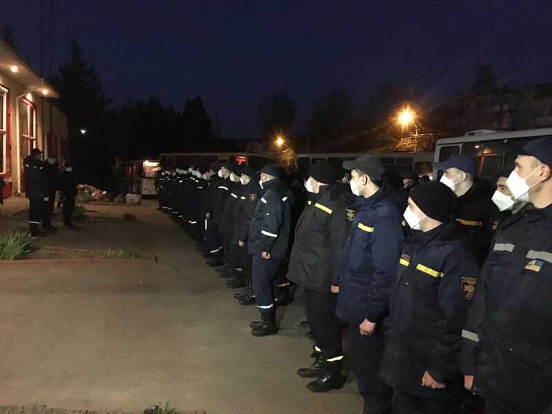 Вінницькі пожежники відправилися на підмогу в боротьбі з пожежами Київської області