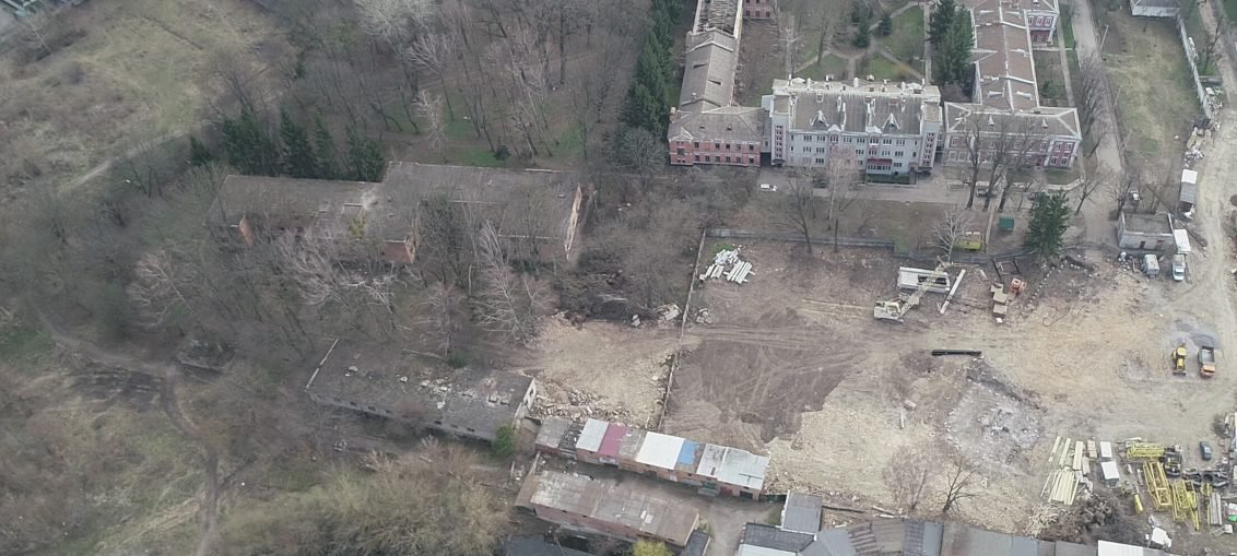 Чи будуватимуть житло у Вінниці на «тифозному» кладовищі українських вояків?