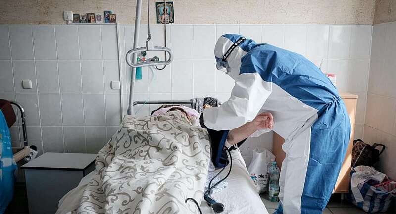 Після смерті вінницького лікаря-гематолога ковід продовжує «косити» його колег