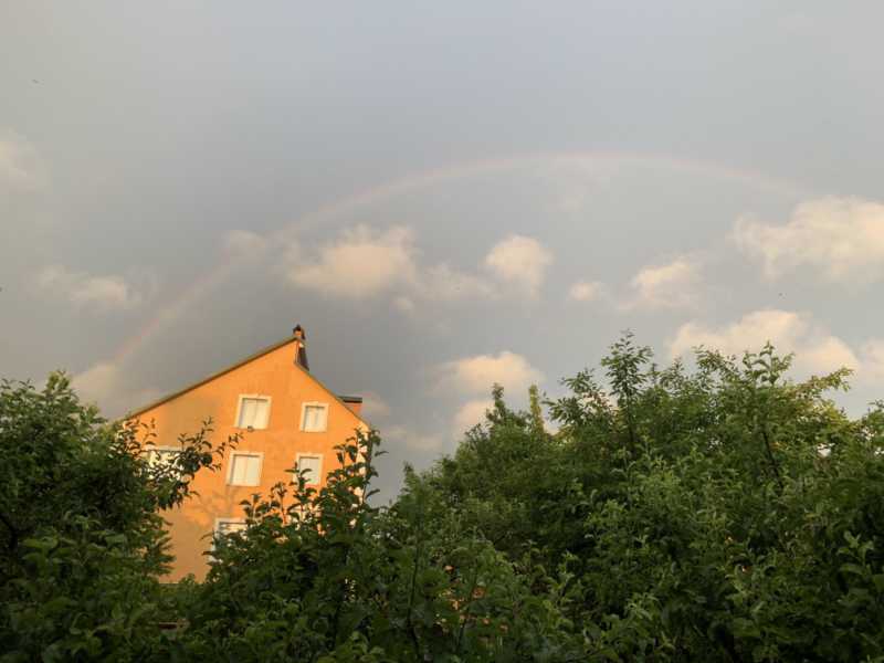 Дощ у Вінницю прийшов разом з веселкою (відео)