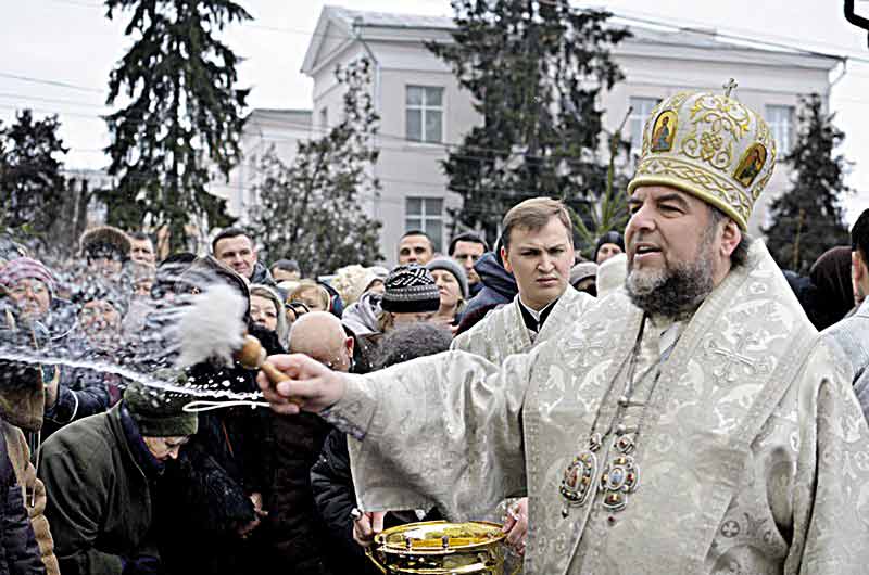 До охорони храмів Московського патріархату і протистояння із ПЦУ залучають бандформування