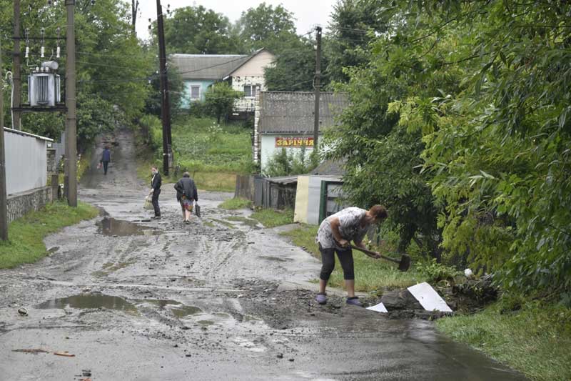 Чому затопило три мікрорайони у Жмеринці?