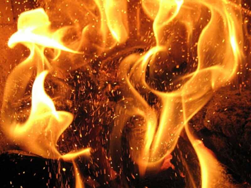 Як у Жмеринці дивом врятували жінку від загибелі у пожежі