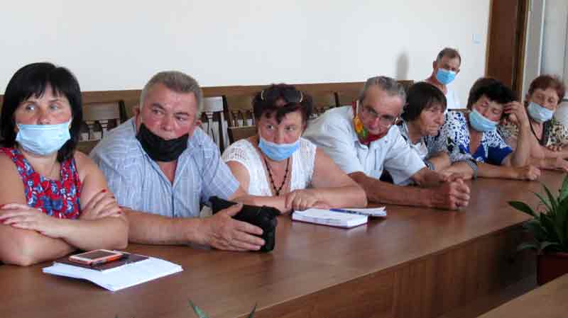 До Крові побилися депутати на «круглому столі» по Кирнасівському цукрозаводу