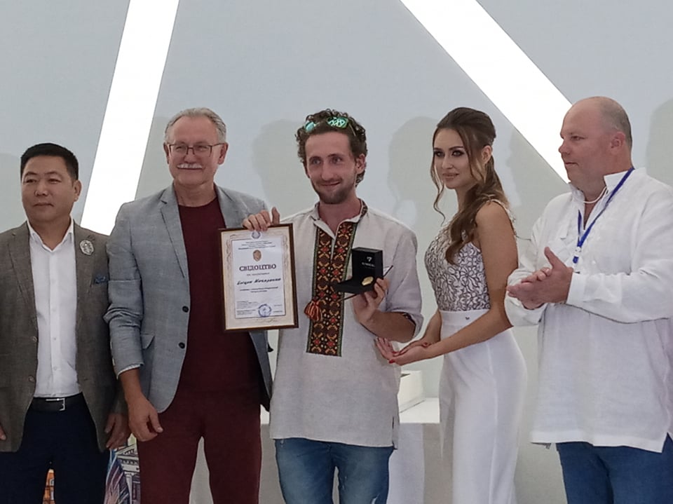 Богдан Макаренко з Києва виграв гран-прі на пленері “Кращий художник -2020”