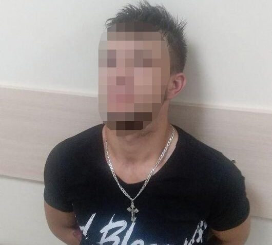 Чоловік поламав шафи у вінницькій лікарні, та викрав у мед.працівників три тисячі гривень