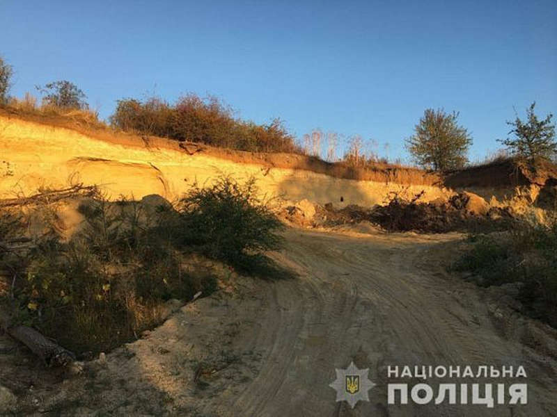 У Томашпільському районі виявили незаконний видобуток піску