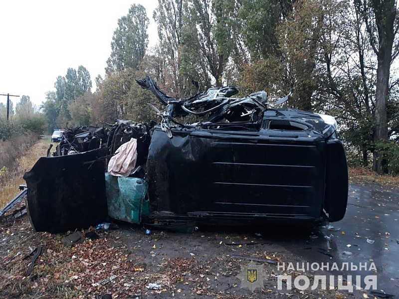 Аварія на Калинівщині: одна людина загинула та четверо в лікарні