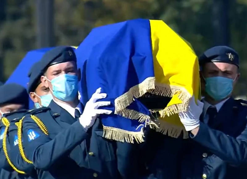 У Харкові прощаються з загиблими курсантами. Серед них двоє вінничан