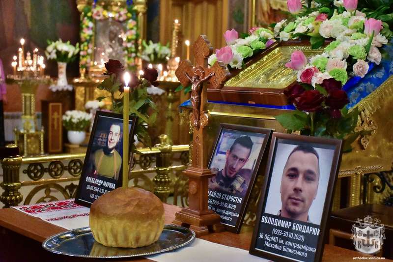 Трьох загиблих у жовтні воїнів вшановували у Спасо-Преображенському соборі