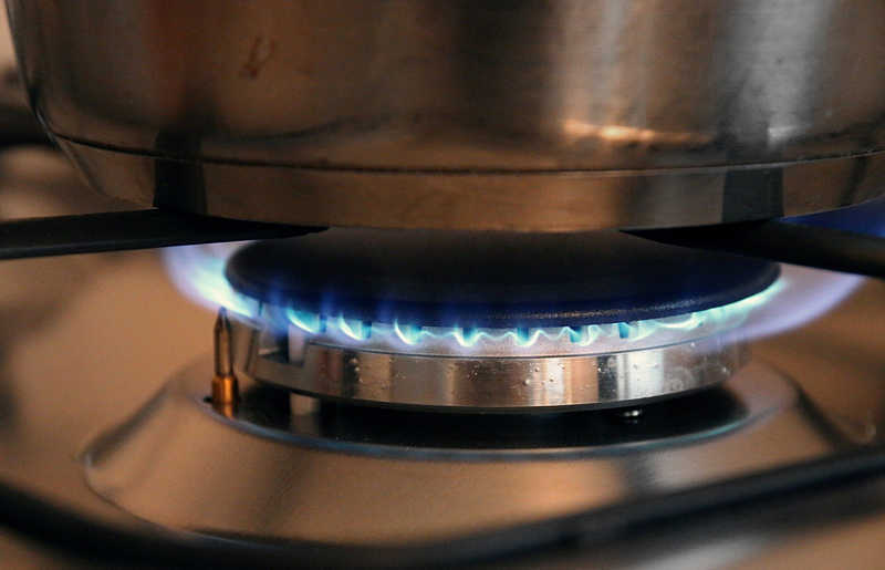 В Україні тих споживачів, які відмовляться від установки газових лічильників, переведуть на нові норми споживання газу