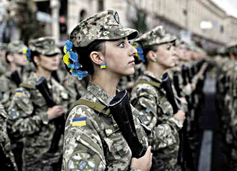 У Вінницькій військовій частині переслідують жінок?