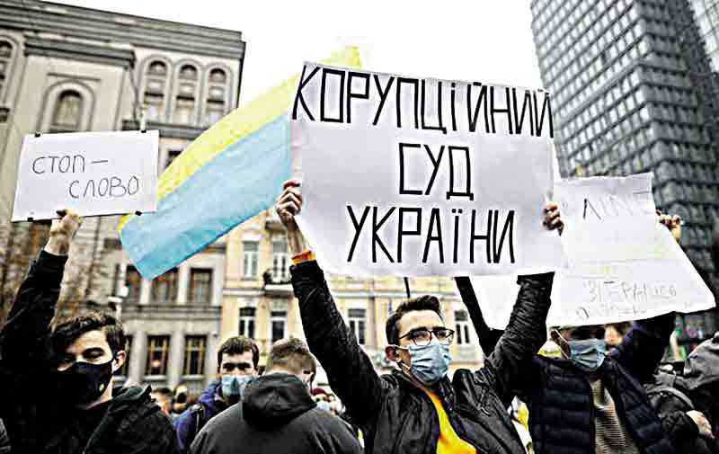 Україна може втратити безвіз через рішення Конституційного Суду