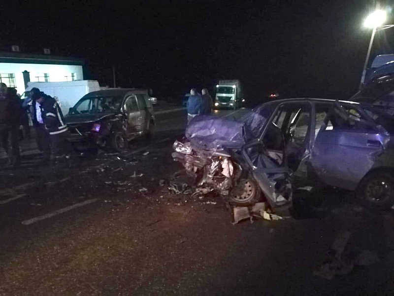 Подробиці ДТП у Барському районі – загинула водійка, троє у лікарні. Серед них прокурор та працівники суду