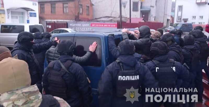 Рейдери з Києва намагалися захопити магазин у Козятині