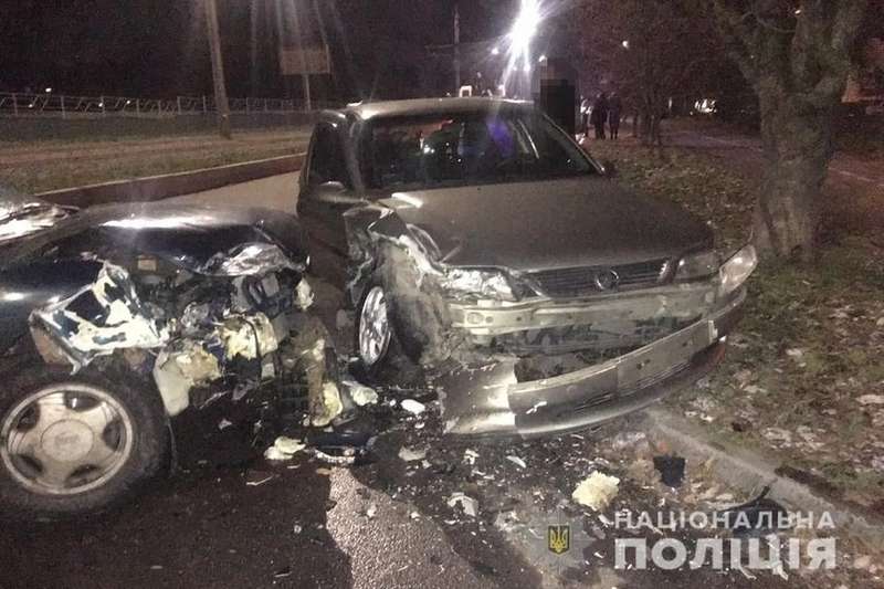 Зіткнулись “опель” та “форд”: в результаті аварії двоє постраждалих