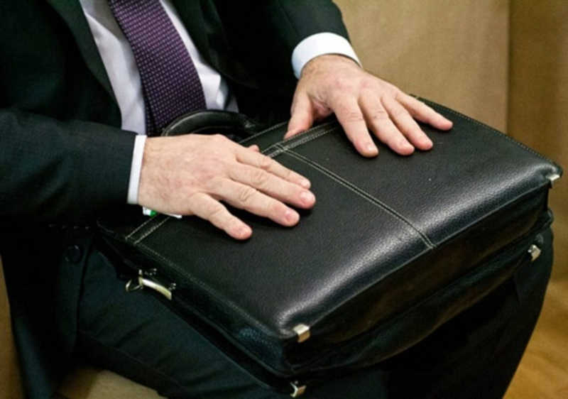 Рада дозволила держслужбовцям залишатися на посаді до 70-річного віку3