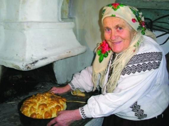 На Різдво на Поділлі їдять хліб «хазяїн», а на Водохреща — йорданський калач!