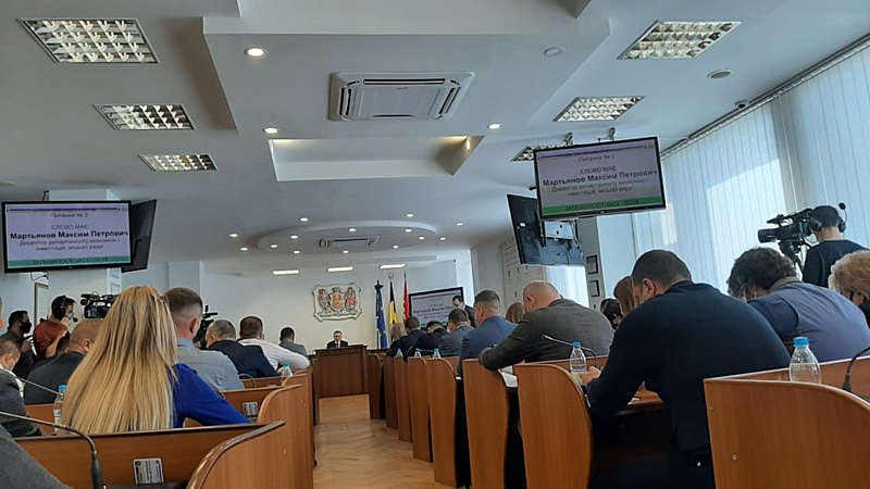 15 мільйонів на медзаклади і ковідні надбавки лікарям прийняла сесія ВМР у Вінниці (відео)