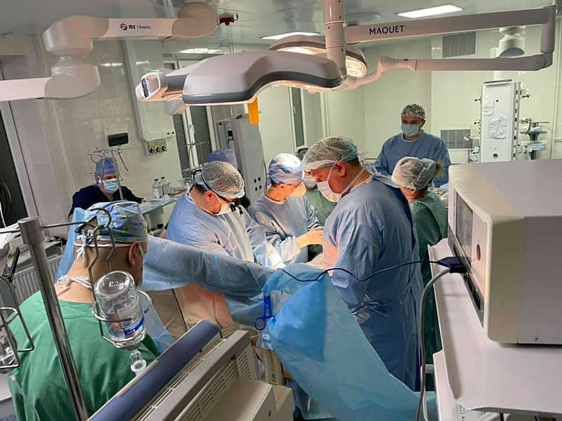У Вінницькій “Пироговці” провели унікальну операцію із зупинкою серця пацієнта на 30 хвилин