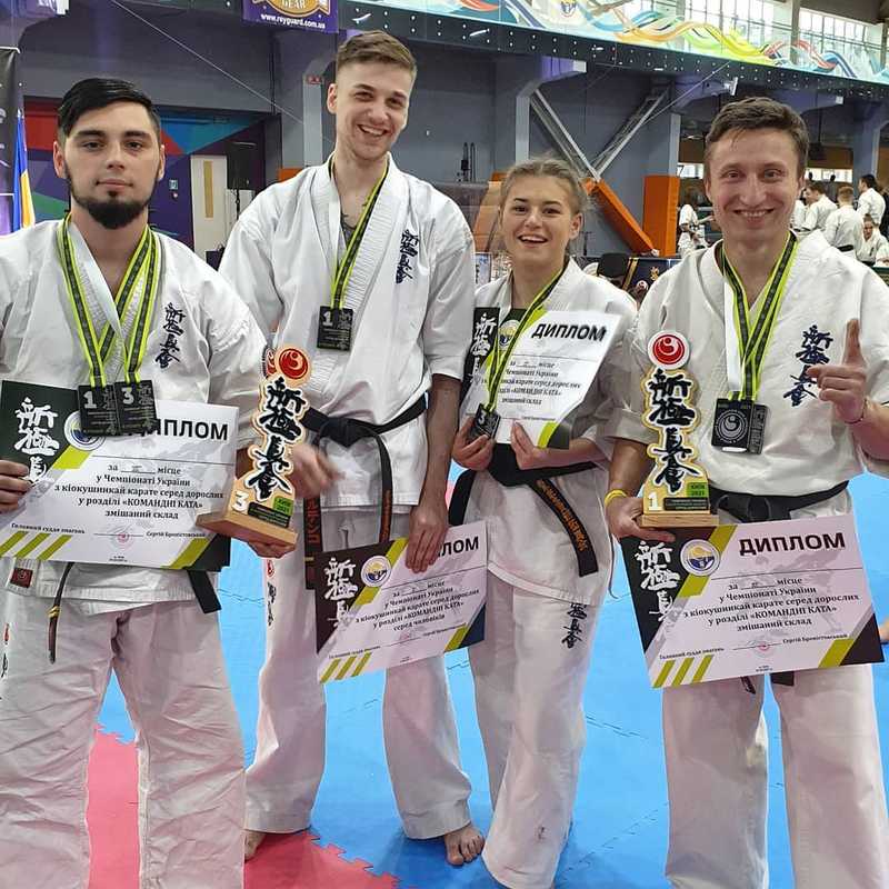Тренувалися “підпільно в підвалі”, але виграли командний залік чемпіонату України з кіокушинкай карате