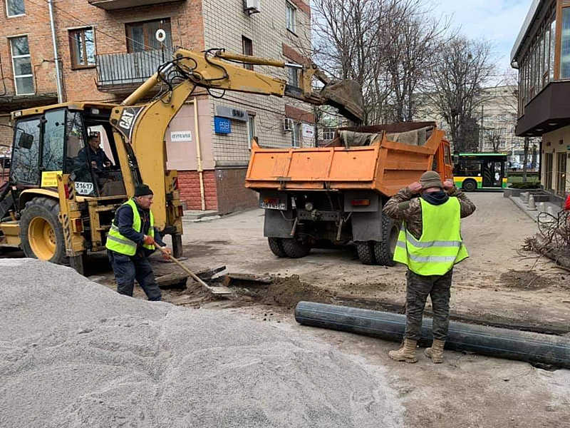 У Вінниці стартували ремонти дворів. Тепер разом із комунікаціями…