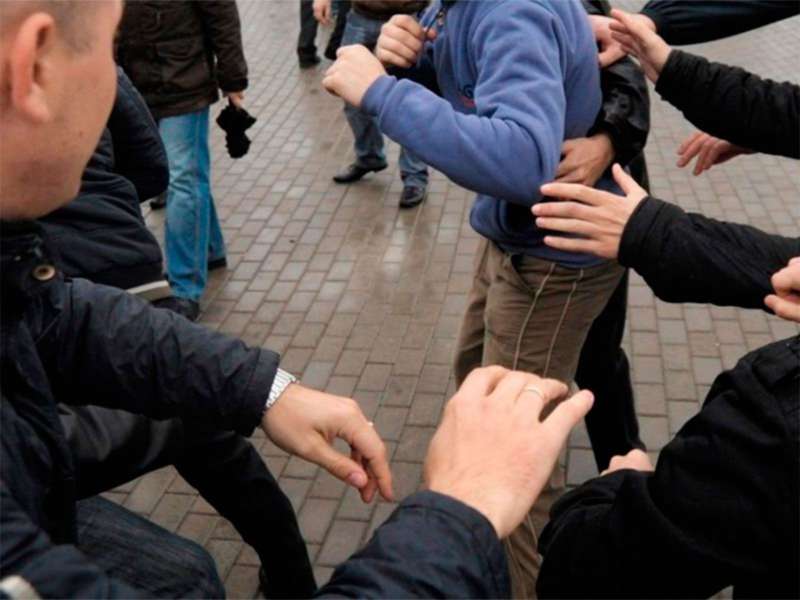 Шокуюча бійка на Великдень на Вінниччині: постраждали поліцейські