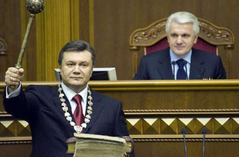 Україна вимагає екстрадиції президента України Януковича