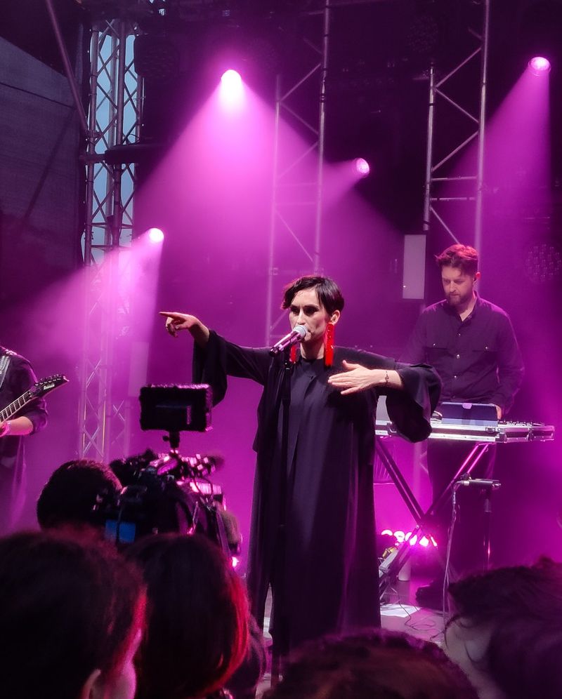 – Привіт, хлібороби! Гурт Go_A привітав вінничан на своєму першому концерті після тріумфу на «Євробаченні»… (відео)