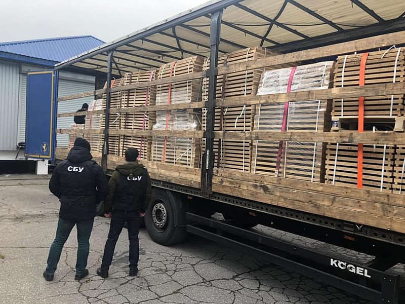 СБУ Вінниччини запобігла контрабанді за кордон цінної деревини на майже мільйон гривень