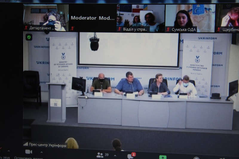 Організації ветеранів області взяли участь в «телемості» з нагоди 25-річчя Конституції України