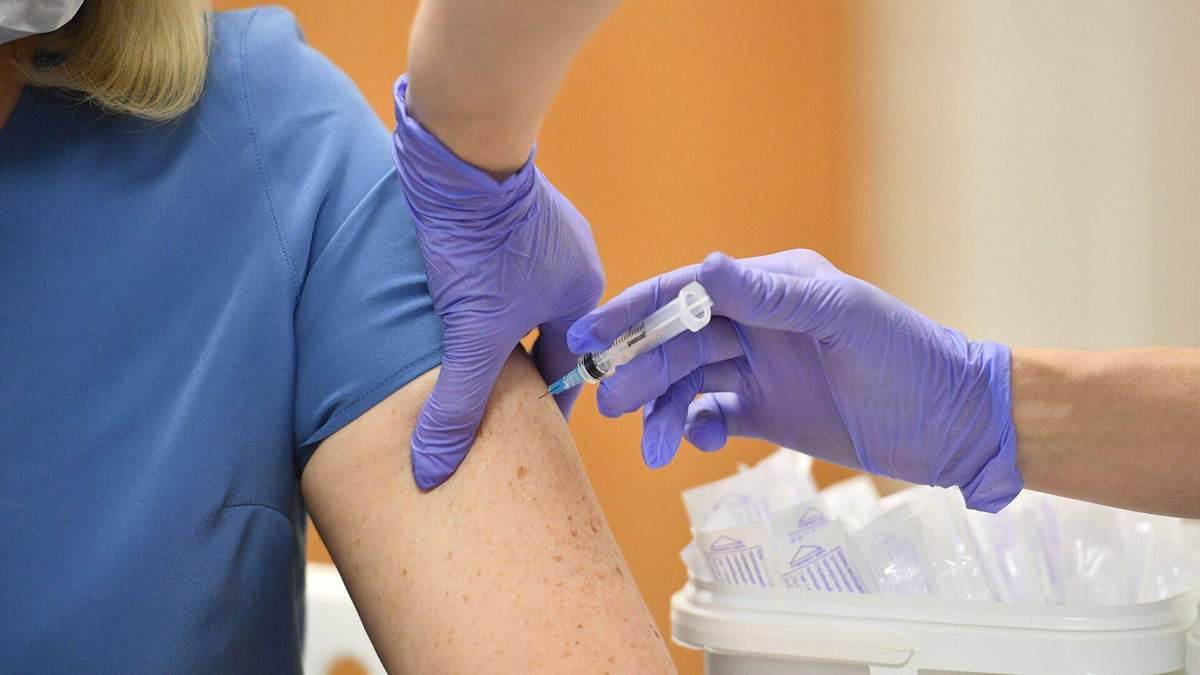 17 та 18 липня вінничан щеплювали вакцинами «Coronavac» та « Pfizer»