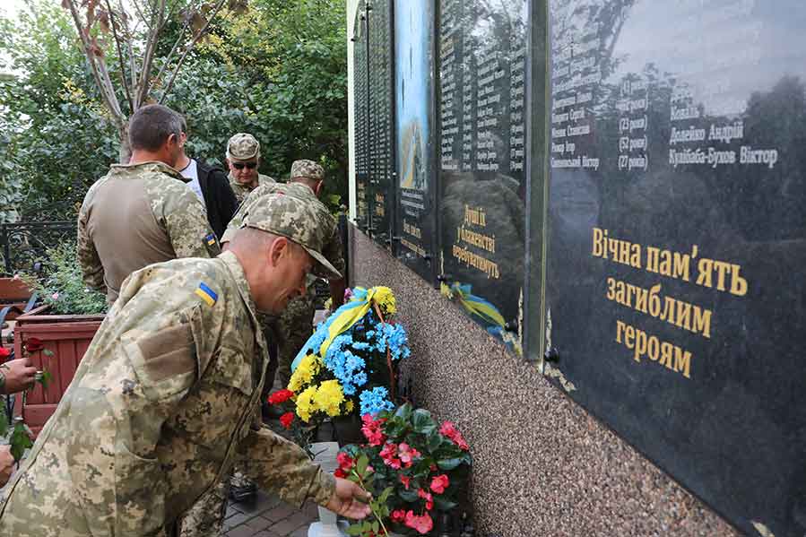 У Вінниці на День Незалежності молебень за загиблими в АТО земляками. На війні в Донбасі поклали свої життя  185 вінничан